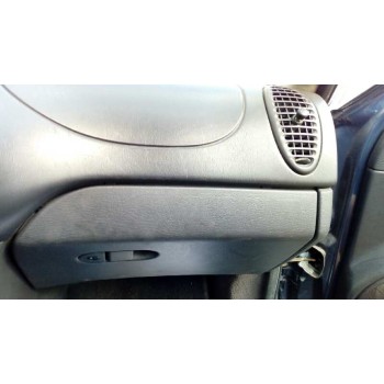 saab 900 berlina del año 1994