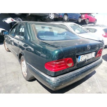 mercedes-benz clase e (w210) berlina diesel del año 2002