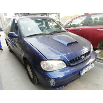 kia carnival del año 2001