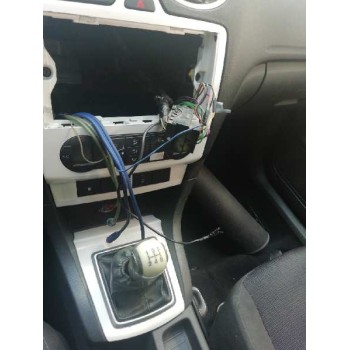 ford focus berlina (cap) del año 2006