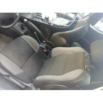 peugeot 207 del año 2007