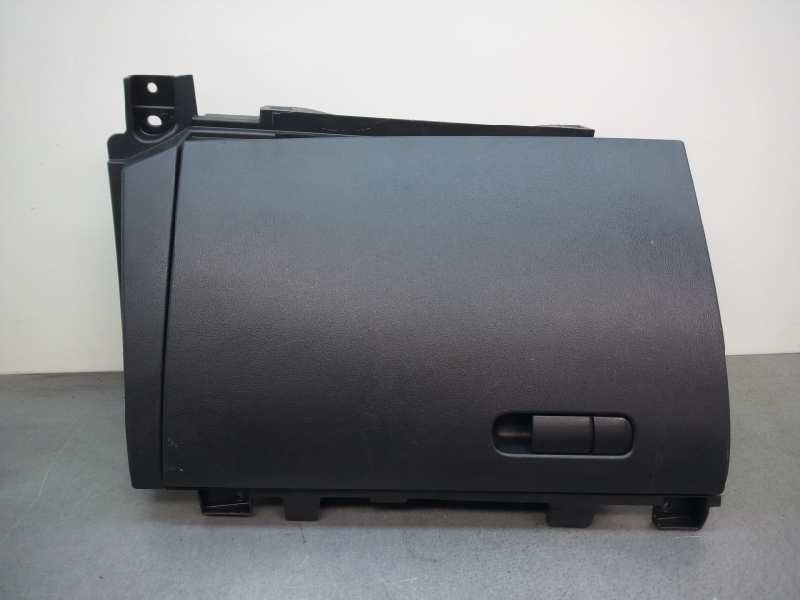 Recambio de guantera para mazda cx-5 2.2 turbodiesel cat referencia OEM IAM KD4564261  