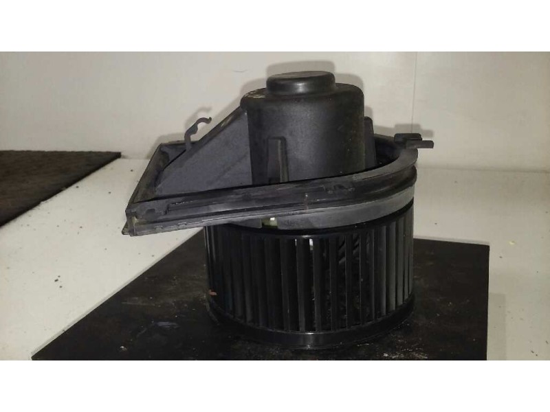 Recambio de motor calefaccion para skoda octavia berlina (1u2) 1.6 glx (74kw) referencia OEM IAM 1J1819021A  