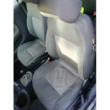 seat ibiza (6l1) del año 2004