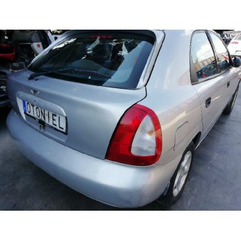 daewoo nubira berlina del año 1998