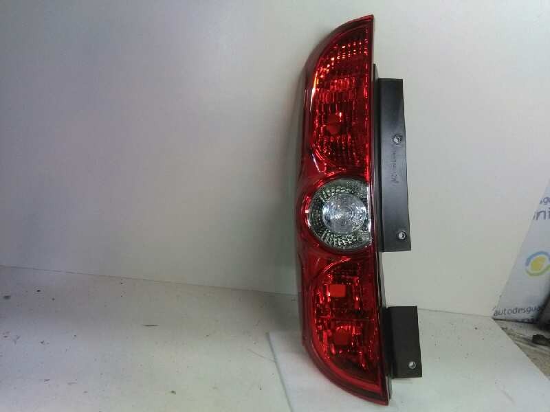 Recambio de piloto trasero izquierdo para fiat doblo referencia OEM IAM  NUEVO PARA 2 PUERTAS