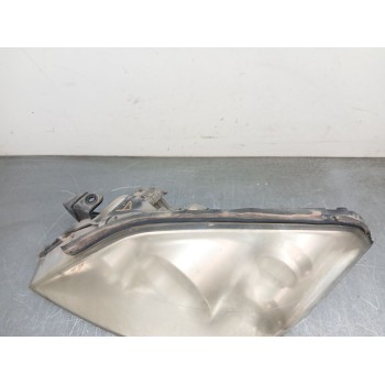 Recambio de faro izquierdo para nissan primera hatchback (p12) 2.2 dci referencia OEM IAM 26060AU800  