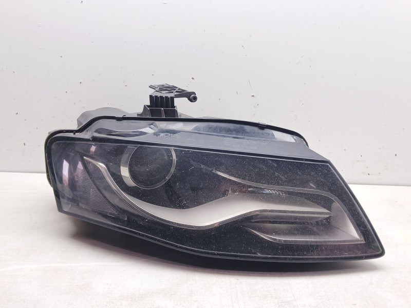 Recambio de faro derecho para audi a4 ber. (b8) básico referencia OEM IAM 8K0941597 1307329218 