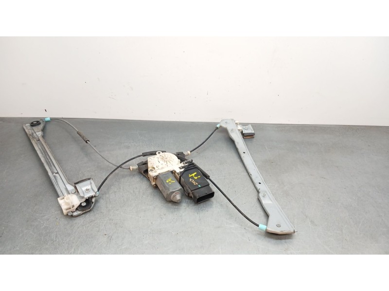 Recambio de elevalunas delantero derecho para volkswagen new beetle (9c1, 1c1) 1.9 tdi referencia OEM IAM 1C0837656C  