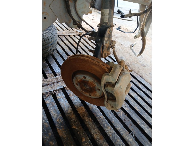 Recambio de mangueta delantera derecha para jeep avenger (j2) referencia OEM IAM   