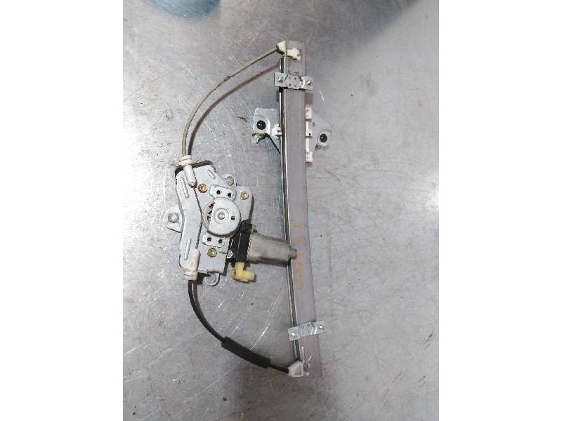 Recambio de elevalunas delantero izquierdo para kia picanto 1.1 ex referencia OEM IAM 8240307010 ELECTRICO 2 PIN 5P