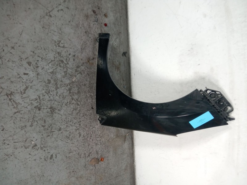 Recambio de aleta delantera izquierda para peugeot 308 sport referencia OEM IAM   