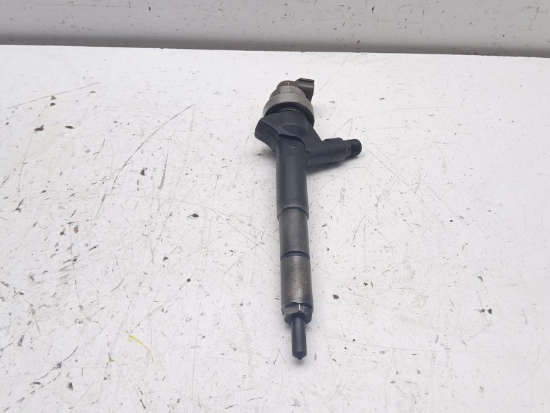 Recambio de inyector para opel zafira b essentia referencia OEM IAM 973762703  