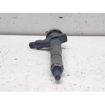 Recambio de inyector para opel zafira b essentia referencia OEM IAM 973762703  