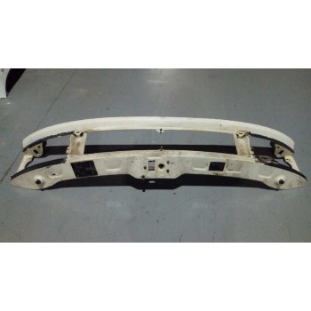 Recambio de panel frontal para iveco daily caja cerrada (1999 =>) referencia OEM IAM  TRAVESAÑO SUPERIOR 