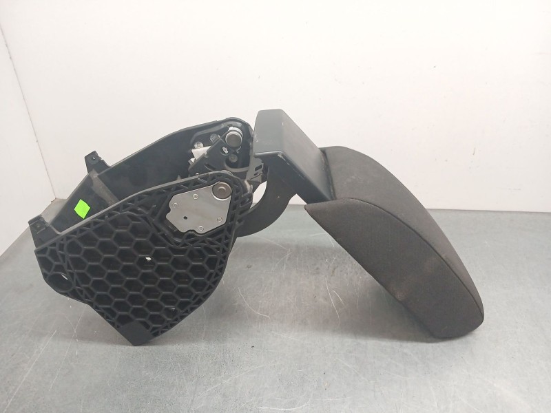 Recambio de apoyabrazos central para skoda yeti (5l) 2.0 tdi referencia OEM IAM 5l0864207c  