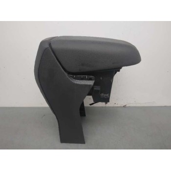 Recambio de apoyabrazos central para ford kuga (cbs) trend+ referencia OEM IAM  PESTAÑA ROTA 