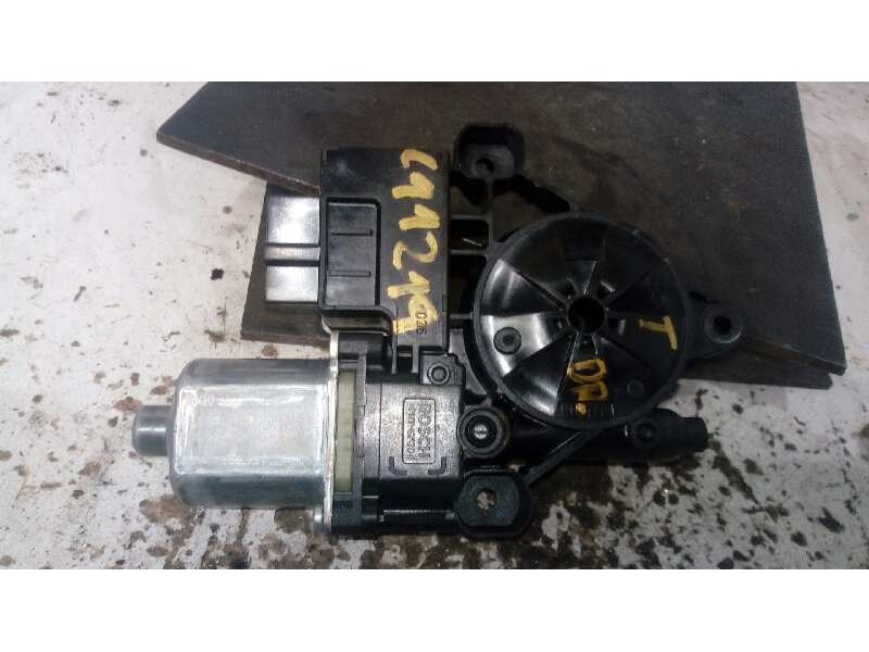 Recambio de motor elevalunas trasero derecho para seat leon st (5f8) reference advanced referencia OEM IAM 5Q0959812ASE1 5Q09598