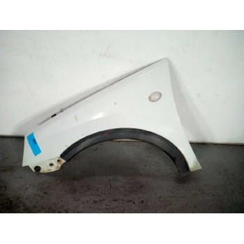 ALETA DELANTERA IZQUIERDA BLANCO 