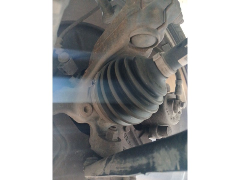 Recambio de mangueta delantera izquierda para skoda yeti (5l) 2.0 tdi referencia OEM IAM   