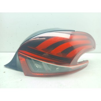 PILOTO TRASERO DERECHO 9825601180 