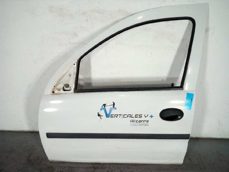 Recambio de puerta delantera izquierda para opel combo (corsa c) 1.3 16v cdti referencia OEM IAM   