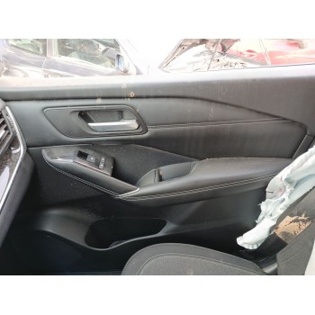 GUARNECIDO PUERTA DELANTERA DERECHA 