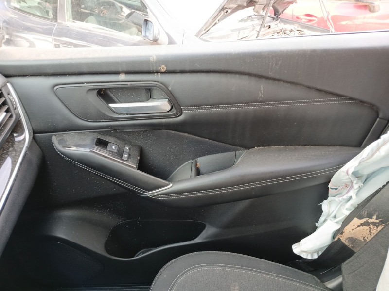 Recambio de guarnecido puerta delantera derecha para nissan qashqai iii (j12) 1.3 dig-t referencia OEM IAM   