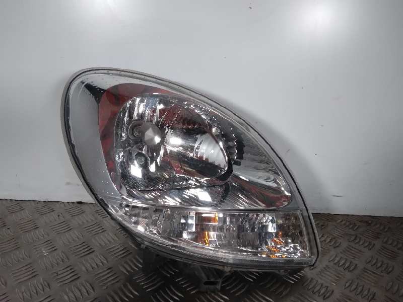 Recambio de faro derecho para renault kangoo (f/kc0) campus referencia OEM IAM 8200689033 89902367 