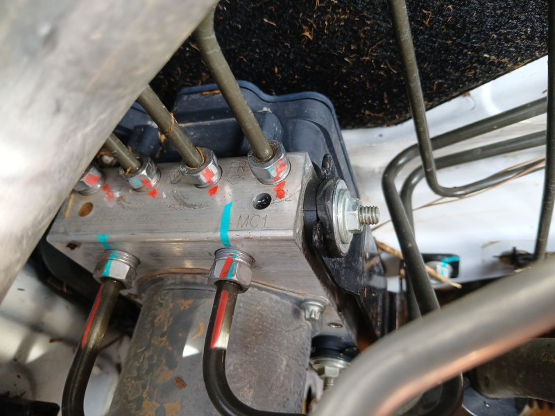 Recambio de abs para dacia spring ev (b6m1) referencia OEM IAM 476602522R  