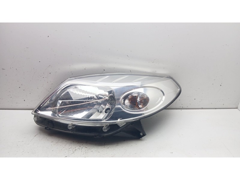 Recambio de faro izquierdo para dacia sandero (bs_) 1.5 dci referencia OEM IAM 820073878 / 8200733878  