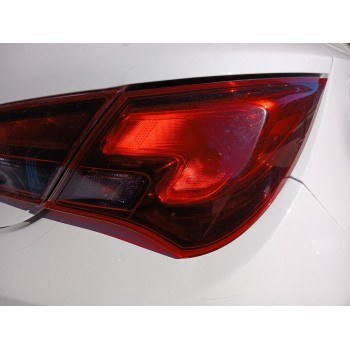 Recambio de piloto trasero derecho para opel astra j gtc 1.4 (08) referencia OEM IAM 13281266  