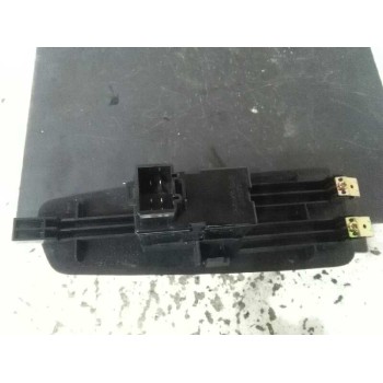 Recambio de mando elevalunas trasero izquierdo para ssangyong rexton 2.7 turbodiesel cat referencia OEM IAM   