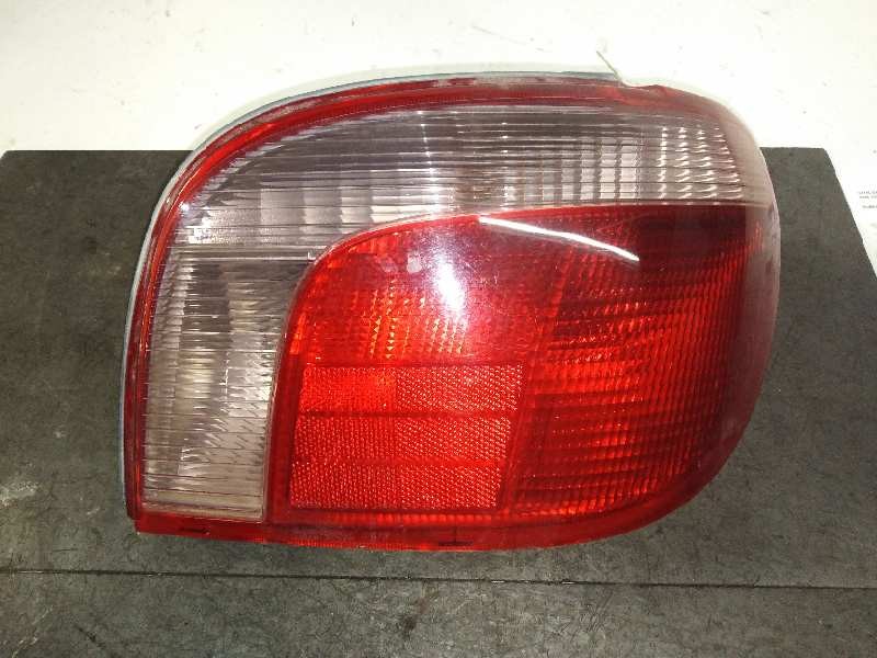 Recambio de piloto trasero derecho para toyota yaris (ncp1/nlp1/scp1) 1.0 start referencia OEM IAM   