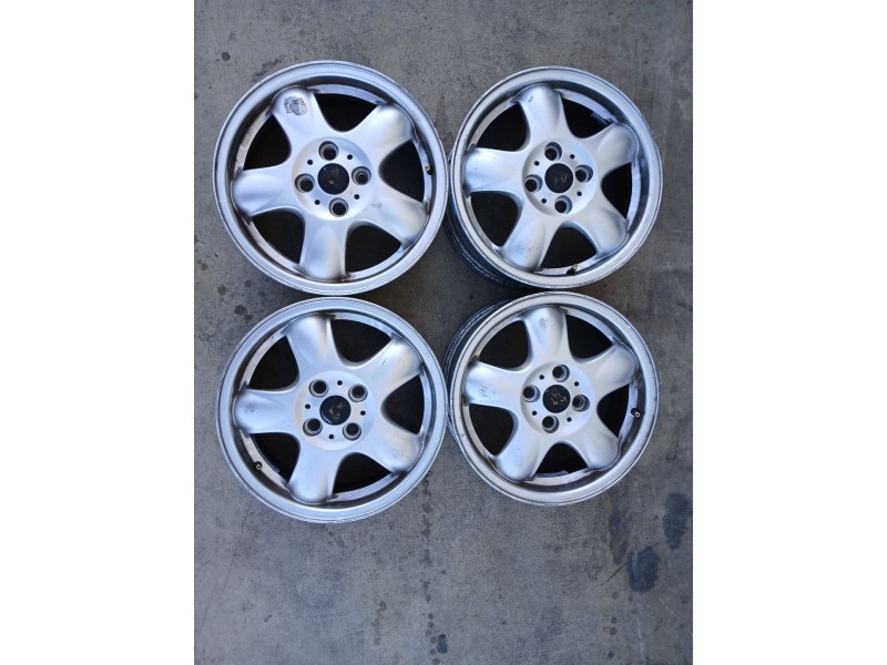 Recambio de juego llantas para mini mini (r56) one referencia OEM IAM 51/2JX15H2 ET45 X4 15
