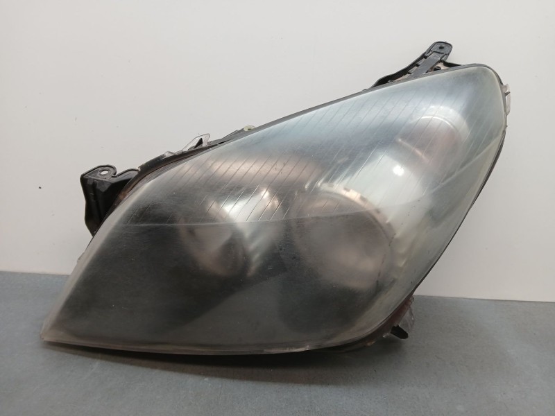 Recambio de faro izquierdo para opel astra twin top 1.8 16v referencia OEM IAM 24451032lh golpeado por dentro 