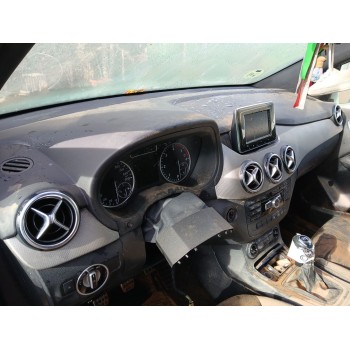 SALPICADERO A24668000879H68 con airbag derecho A2468600402