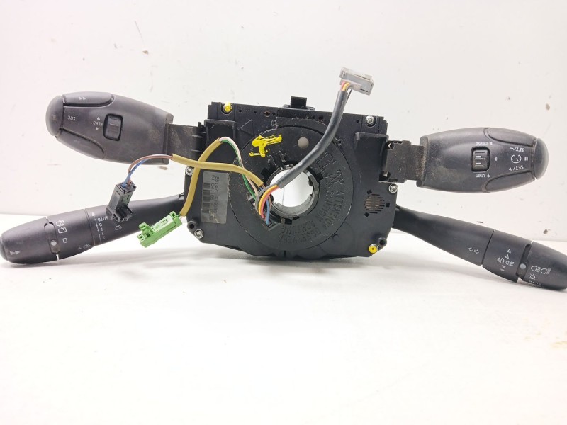 Recambio de mando multifuncion para peugeot 207 xs pack referencia OEM IAM 96630718XT  