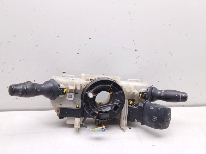 Recambio de mando multifuncion para renault master kasten l1h1 ka 2,8t referencia OEM IAM 681720005r  