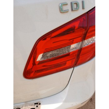 PILOTO TRASERO DERECHO INTERIOR 