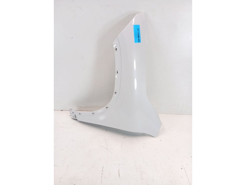 Recambio de aleta delantera izquierda para mercedes-benz gla (h247) gla 200 d (247.712) referencia OEM IAM   