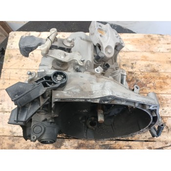 Recambio de caja cambios para peugeot 208 i (ca_, cc_) 1.2 vti 82 referencia OEM IAM 20CR15  