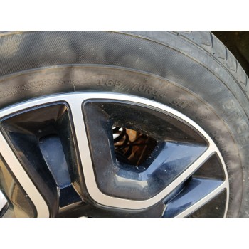 Recambio de llanta para dacia spring ev (b6m1) referencia OEM IAM 14 PULGADAS x1 CON TAPACUBOS