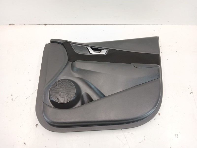 Recambio de guarnecido puerta delantera derecha para hyundai kona (os, ose, osi) 1.6 gdi hybrid referencia OEM IAM MO120J9210TY5