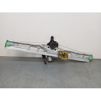 ELEVALUNAS DELANTERO DERECHO 928061101 