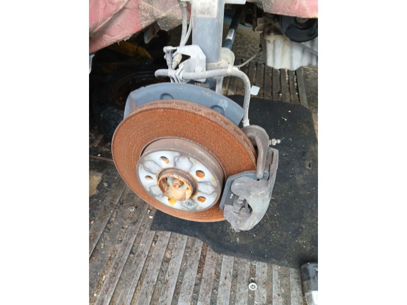 Recambio de mangueta delantera derecha para audi a1 sportback (gba) 25 tfsi referencia OEM IAM   