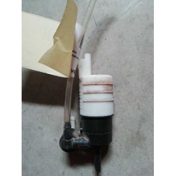 Recambio de bomba limpia para renault kangoo (f/kc0) campus referencia OEM IAM 8200213041 8200213042 