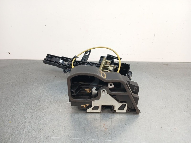 Recambio de cerradura puerta delantera derecha para bmw 1 (e81) 116 d referencia OEM IAM 51217202146 / 51247840617 7229458 