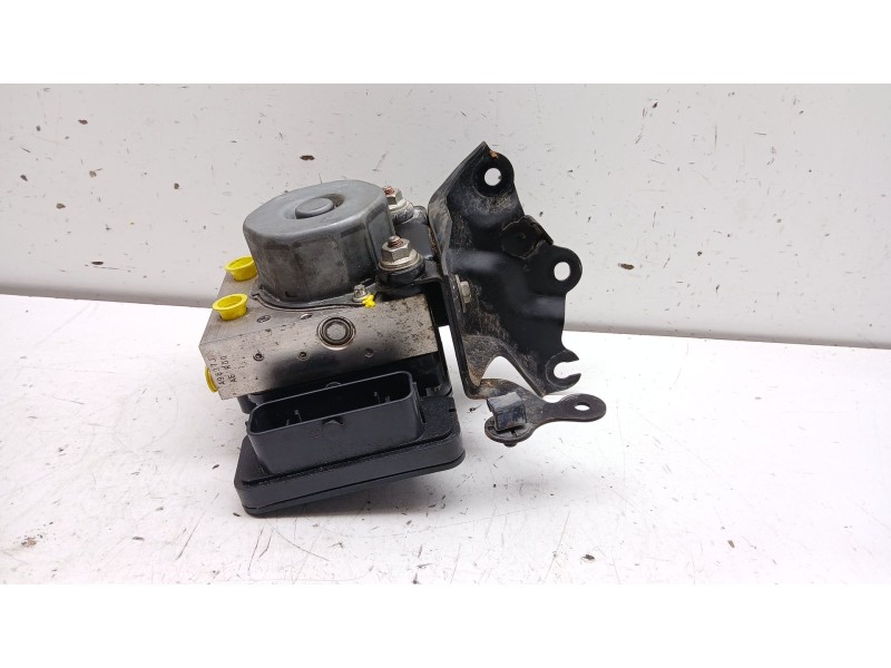 Recambio de abs para toyota auris 2.0 d-4d cat referencia OEM IAM 4454002391  