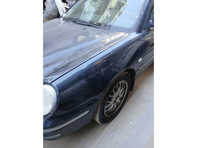 Recambio de aleta delantera izquierda para kia opirus (gh) 3.5 referencia OEM IAM 663113F100  